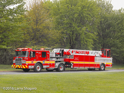 Montgomery County, MD Truck 731 2015 Spartan Gladiator Classic 100' TDA Larry Shapiro photographer shapirophotography.net